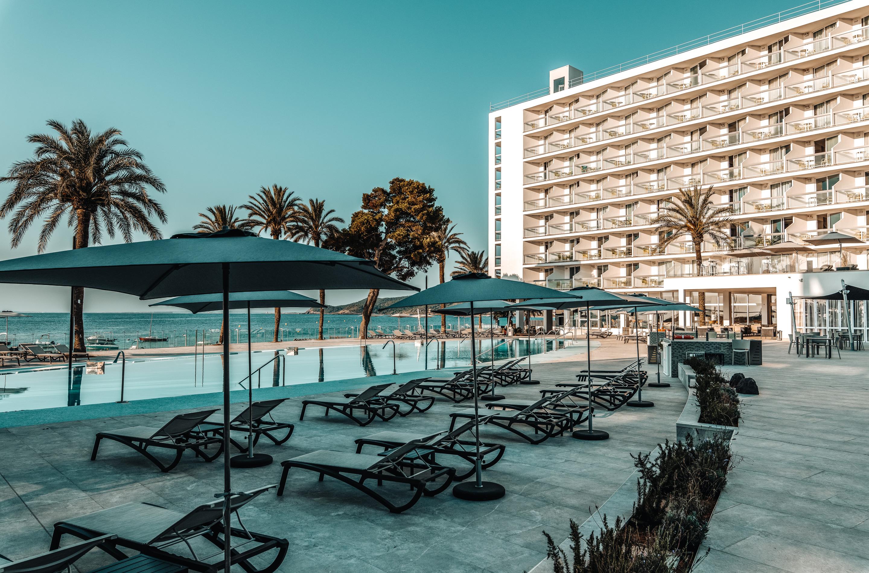 Hotel The Ibiza Twiins - 4* Sup Playa d'en Bossa Esterno foto