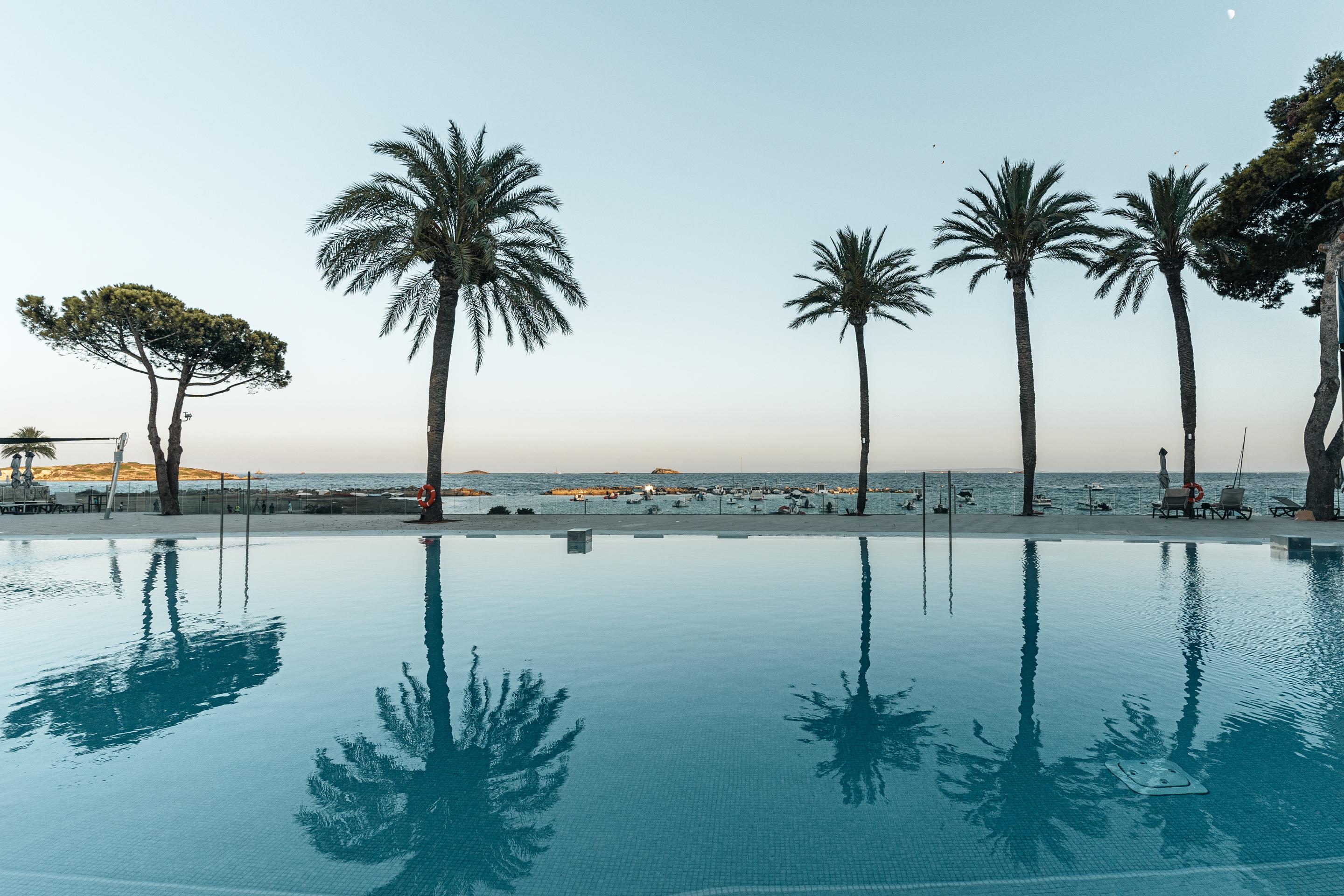 Hotel The Ibiza Twiins - 4* Sup Playa d'en Bossa Esterno foto