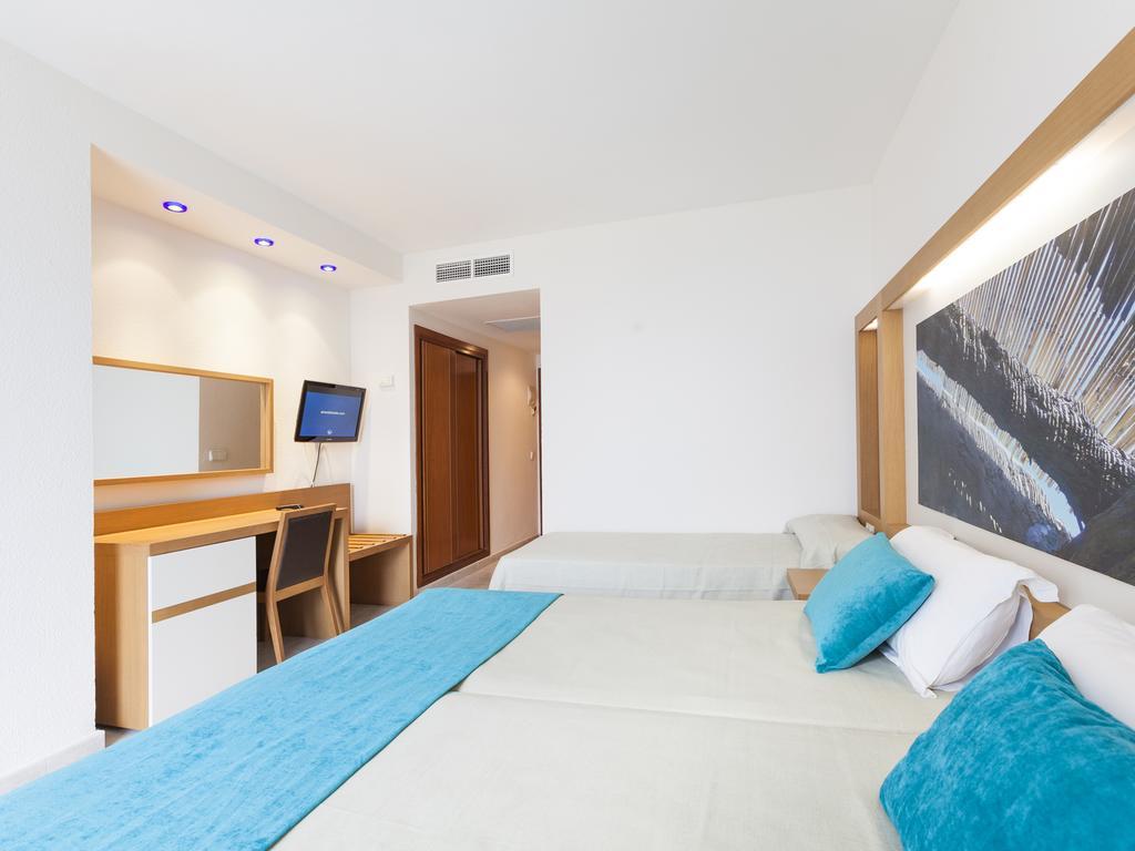 Hotel The Ibiza Twiins - 4* Sup Playa d'en Bossa Esterno foto