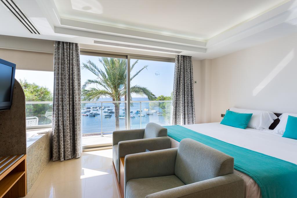 Hotel The Ibiza Twiins - 4* Sup Playa d'en Bossa Esterno foto